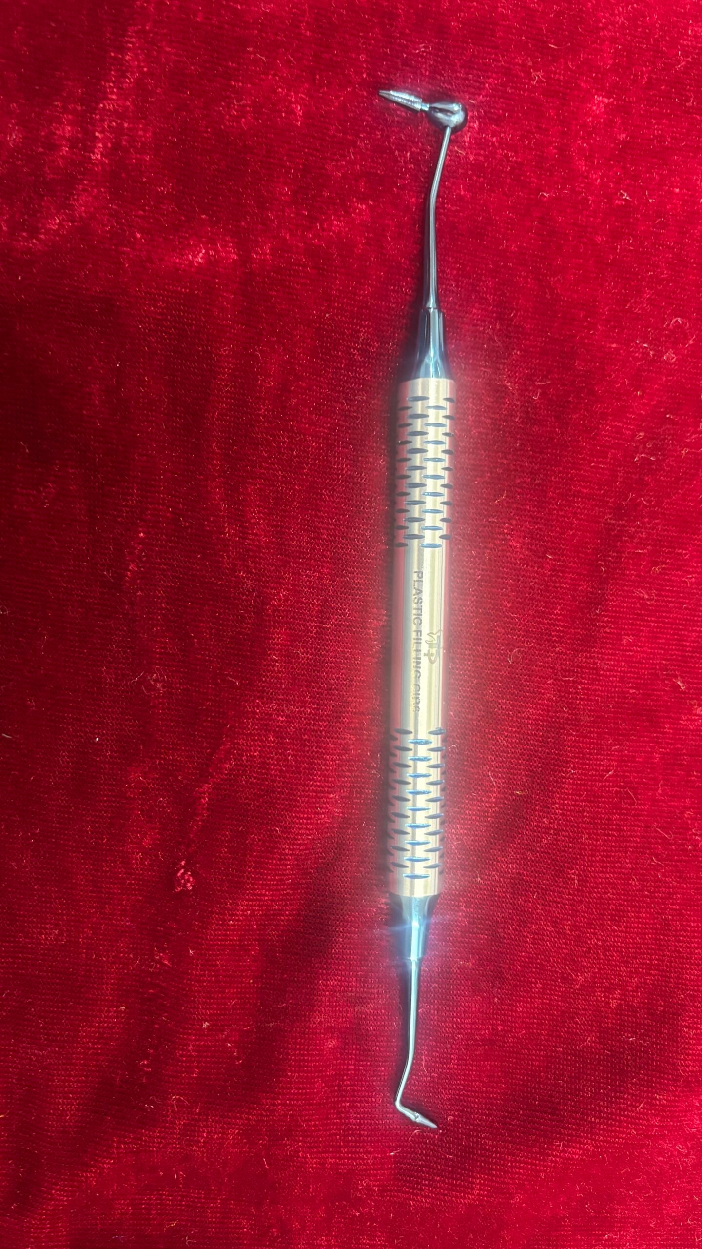 Titanium Coated Blue Composite Posterior Medium / Large Contact